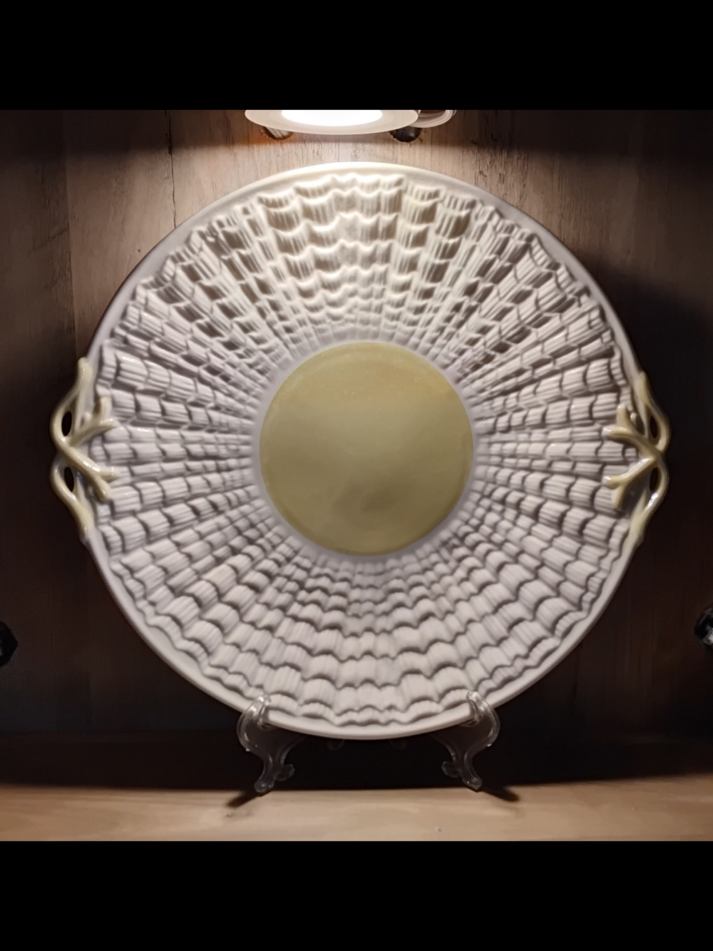 Vintage Belleek Ireland Tridacna Pattern Porcelain Bread Platter. 5th Green Mark